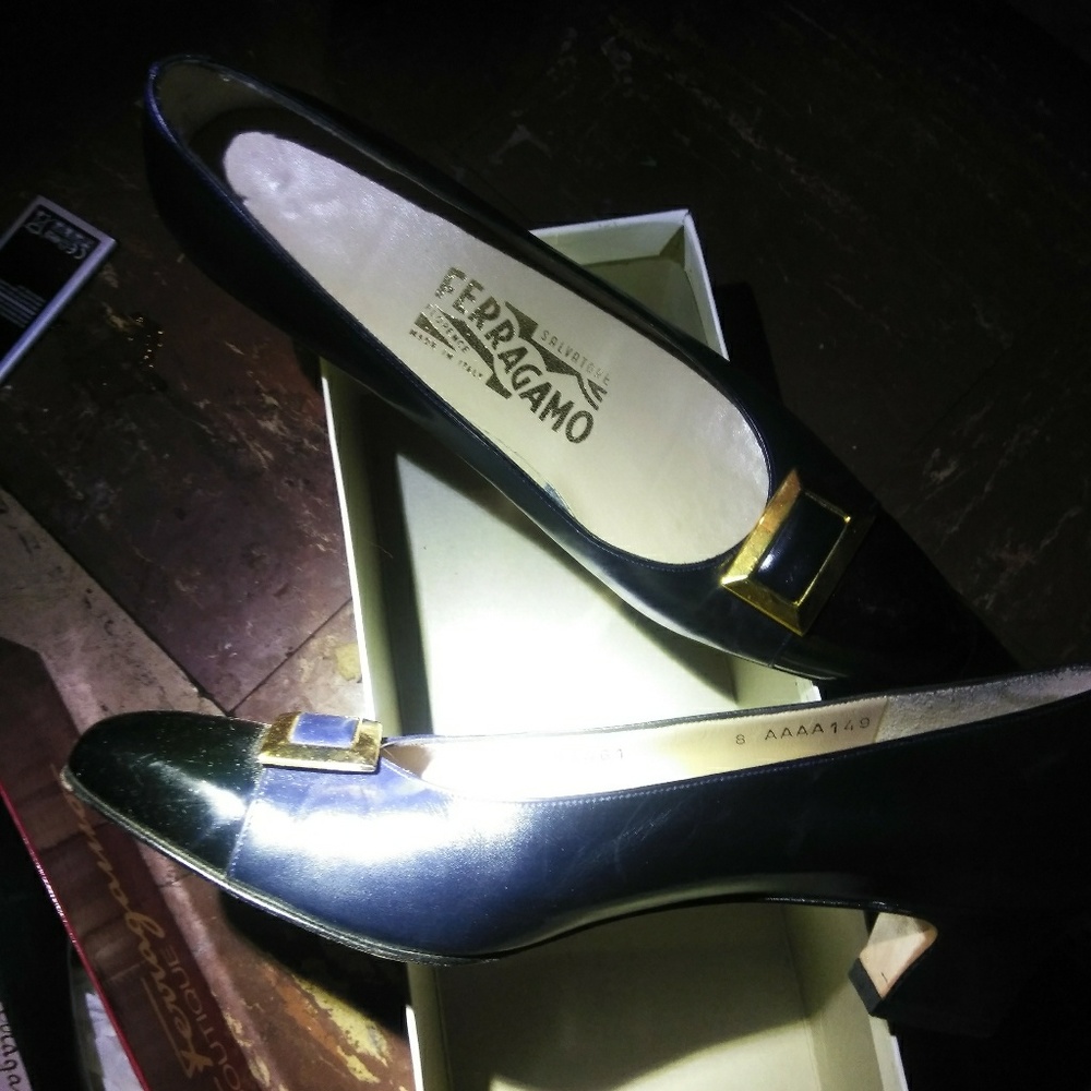 Salvatore Ferragamo Italian dress shooes